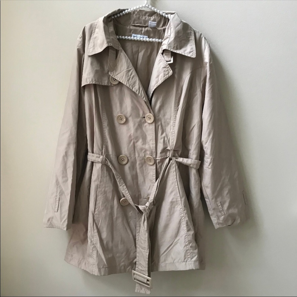 Tan coat